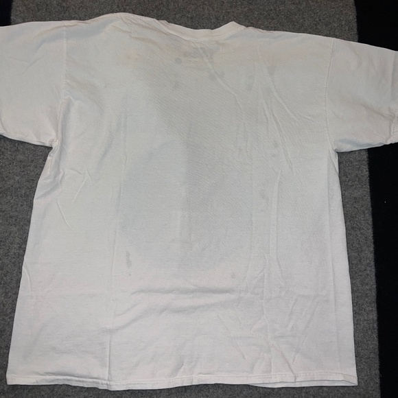 RAMONES 2021 "Crest" Distressed Shirt NWT - Picture 5 of 8